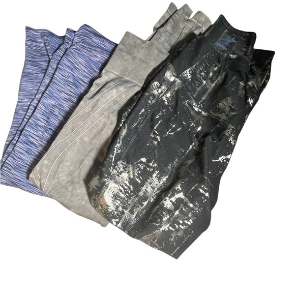 Lot of 3 Sz Large workout exercise yoga leggings. 2 full length one calf length. - Picture 1 of 8